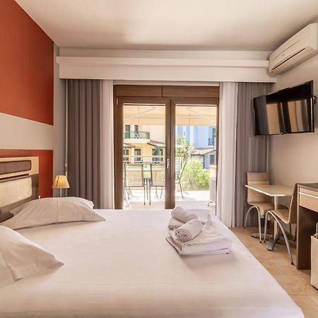 Dafni's Seaside Luxury Studios Nikiti  Exterior foto